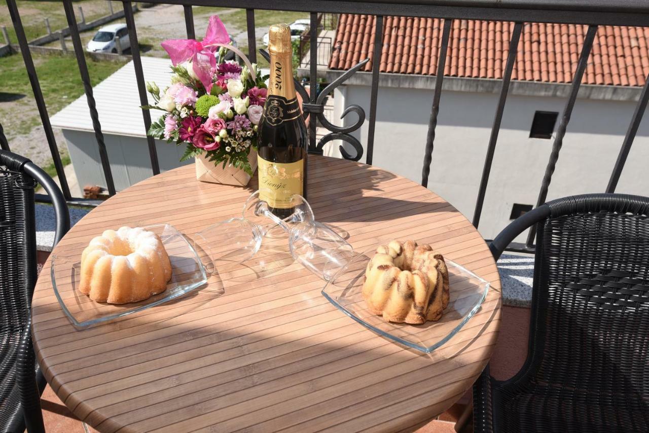 Guest House Zec 부드바 외부 사진